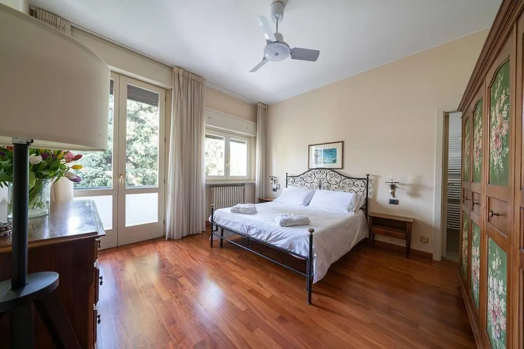 Villa Magnolie, Accesso A Lago San Felice del Benaco 0*,  Italy
